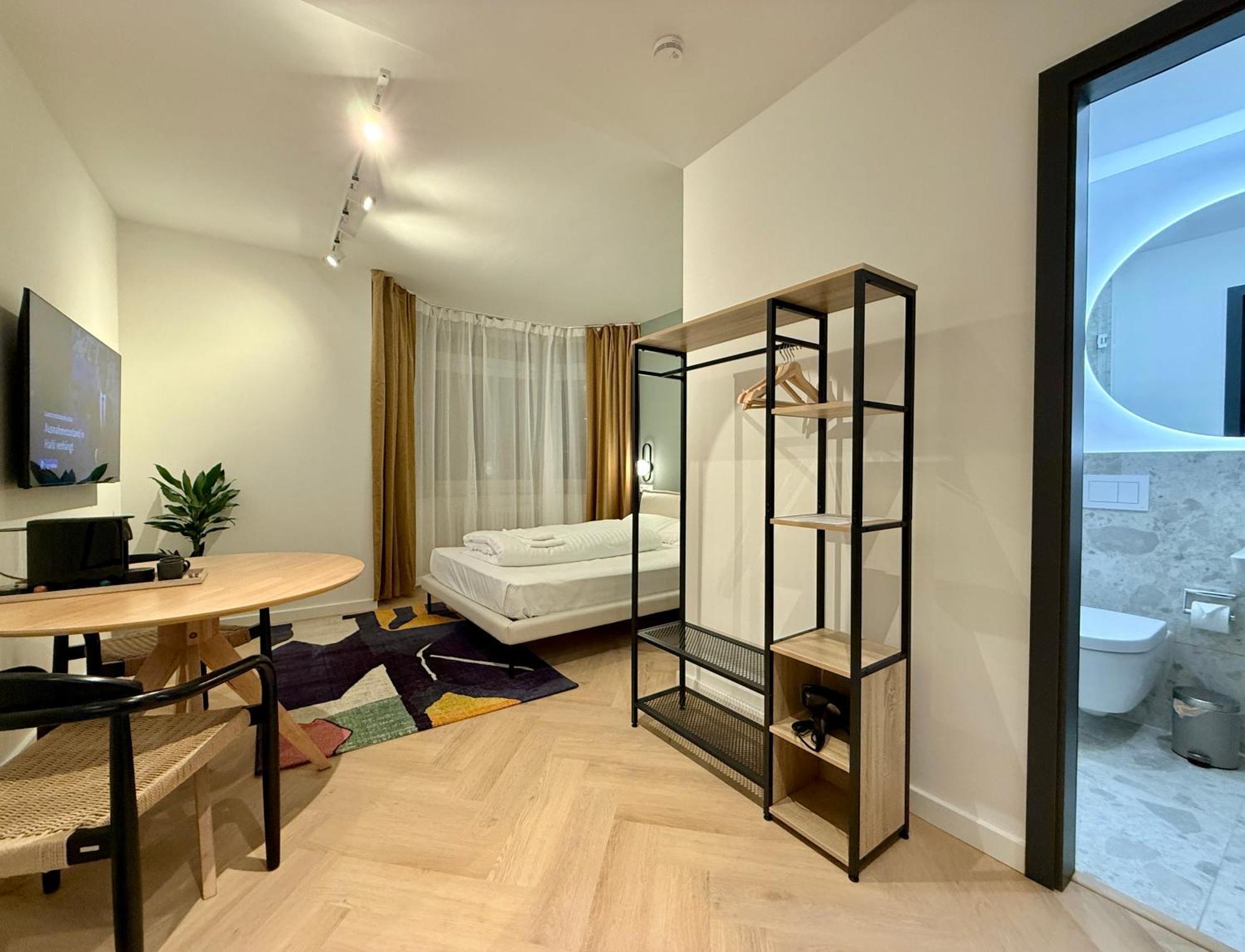 Stayzz By Homyzz - Modern Studios Alsterdorf -Winterhude- Stadtpark Hamburgo Exterior foto